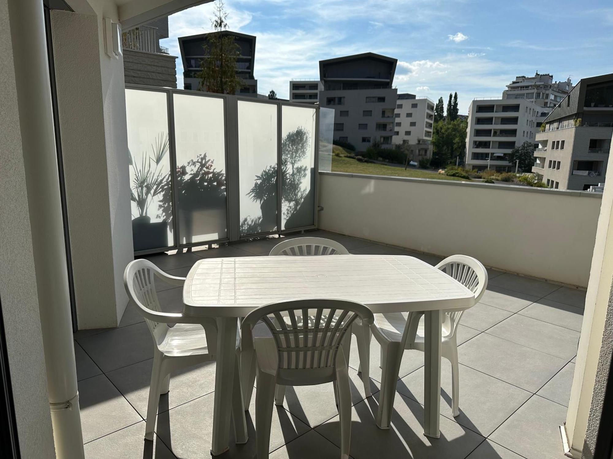 A La Belle Quatrieme Etoile Apartamento Annecy Exterior foto
