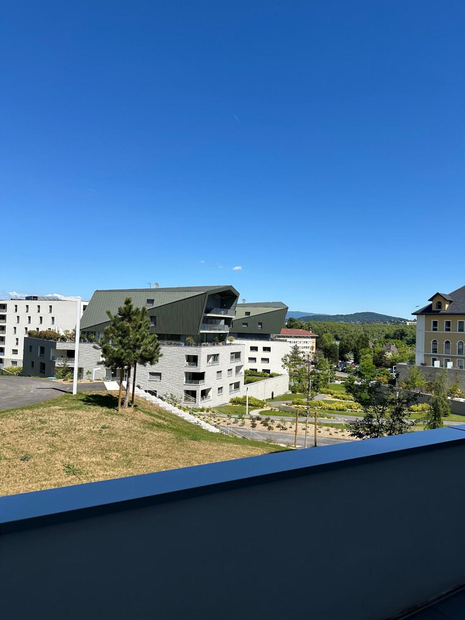 A La Belle Quatrieme Etoile Apartamento Annecy Exterior foto